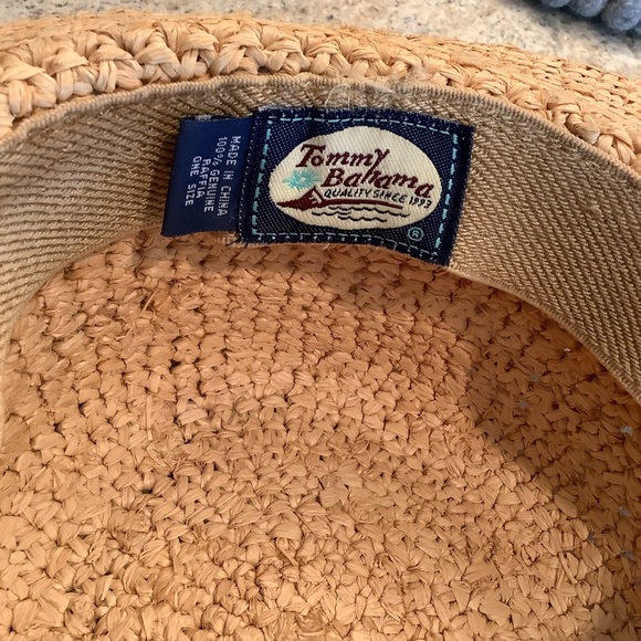 Tommy Bahama Woven Straw Raffia Hat - Picture 4 of 4